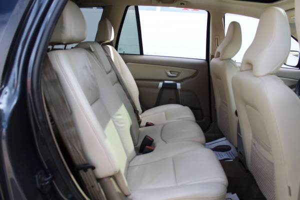 2013 Volvo XC90 Loaded Third Row Seat - - by dealer for sale in Fitchburg, WI – photo 20
