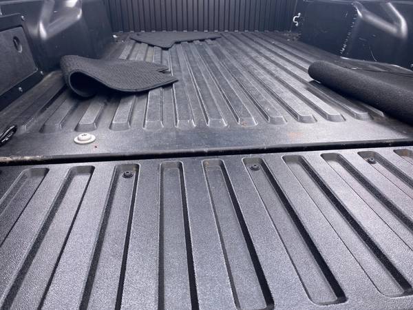 2017 Toyota Tacoma Access Cab SR Pickup 4D 6 ft pickup Black -... for sale in Bakersfield, CA – photo 23