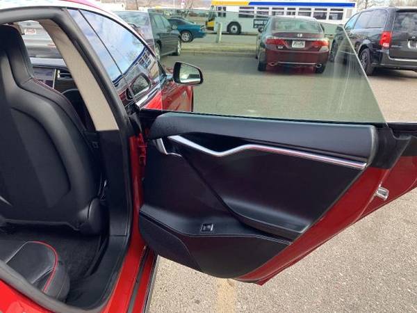 2014 Tesla Model S 4dr Sdn 60 kWh Battery - cars & trucks - by... for sale in South St. Paul, MN – photo 11