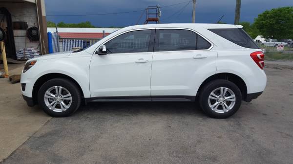 2017 Chevy Equinox L - - by dealer - vehicle for sale in Ashland City, TN – photo 5