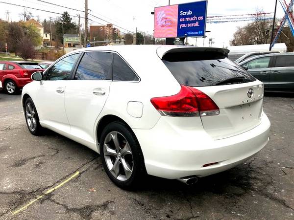 ▲▲2011 Toyota Venza = 74K MILES/ AWD/ HTD LEATHER/ BACK UP CAM!! -... for sale in Pittsburgh, PA – photo 3