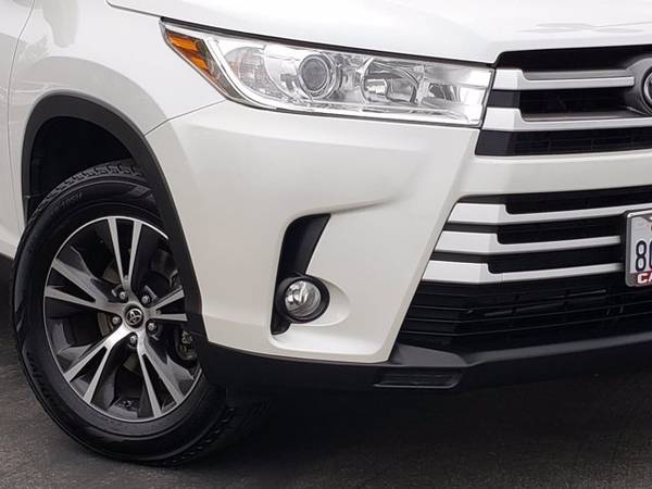 2019 Toyota Highlander LE Plus - - by dealer - vehicle for sale in Carlsbad, CA – photo 12