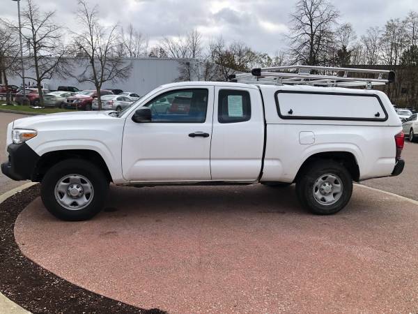 ****2018 Toyota Tacoma SR**** - cars & trucks - by dealer - vehicle... for sale in south burlington, VT – photo 4