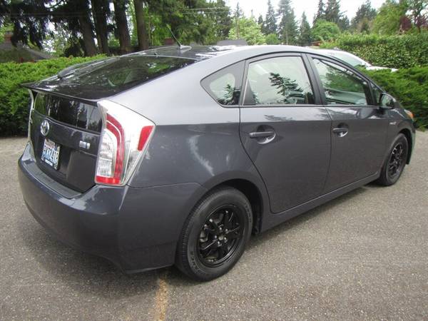 2015 Toyota Prius Three - - by dealer - vehicle for sale in Shoreline, WA – photo 3