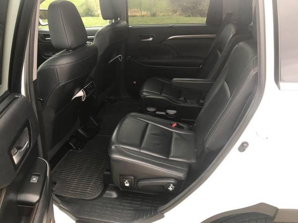 2015 Toyota Highlander Limited - cars & trucks - by owner - vehicle... for sale in Johnston, IA – photo 17