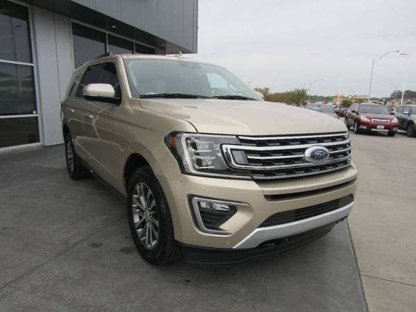 2018 Ford Expedition Limited 4x4 - - by dealer for sale in Council Bluffs, NE – photo 9