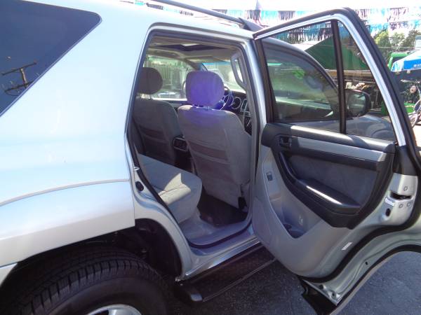 2004 Toyota 4Runner 4.7L V8 Automatic - Nice and... for sale in Whittier, CA – photo 18
