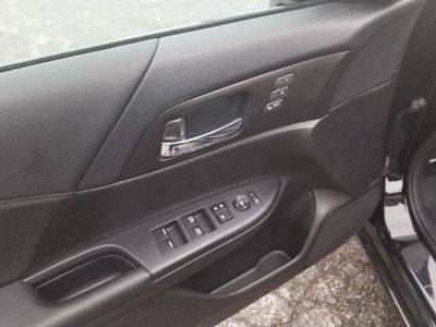 2014 Honda Accord Touring sedan Crystal Black Pearl for sale in Naperville, IL – photo 20