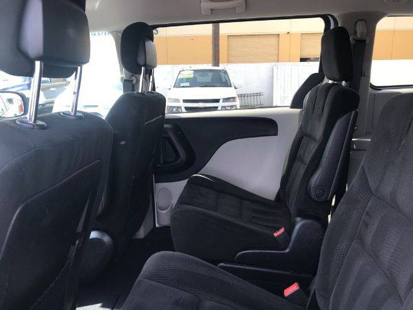 2015 Dodge Grand Caravan SE EASY FINANCING AVAILABLE for sale in Santa Ana, CA – photo 18