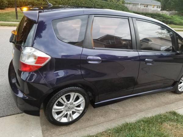 2009 Honda Fit Sport - cars & trucks - by owner - vehicle automotive... for sale in KERNERSVILLE, NC – photo 5