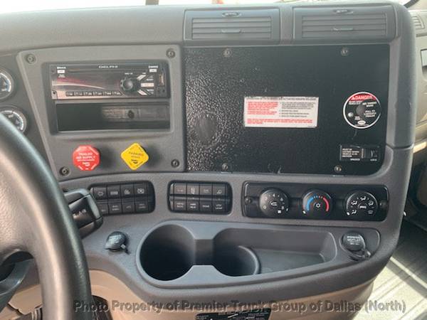 2017 *Freightliner* *Cascadia* *CA125SLP* Red for sale in Dallas, TX – photo 13