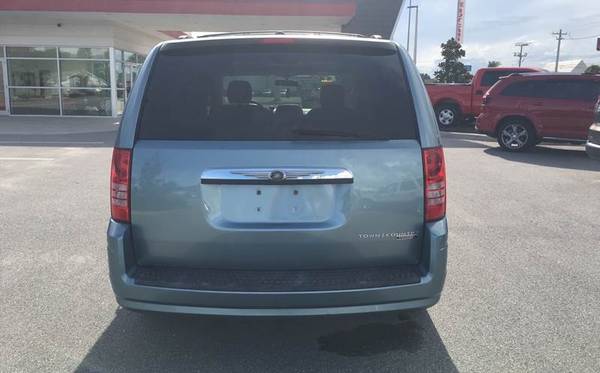 2010 Chrysler Town and Country Touring 4dr Mini Van for sale in Englewood, FL – photo 7