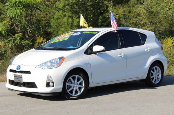 2014 Toyota Prius c - 1 Owner! ONLY 55K Miles! Navigation! 53 MPG! -... for sale in Athens, TN – photo 3