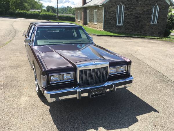 1986 Lincoln Town Car for sale in New Salem, PA – photo 5