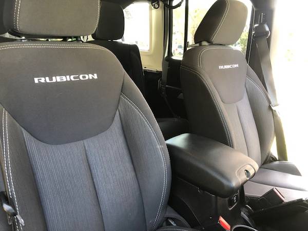 2014 Jeep Wrangler Rubicon Unlimited Sport Utility w/ Hard & Soft... for sale in Upton, MA – photo 15
