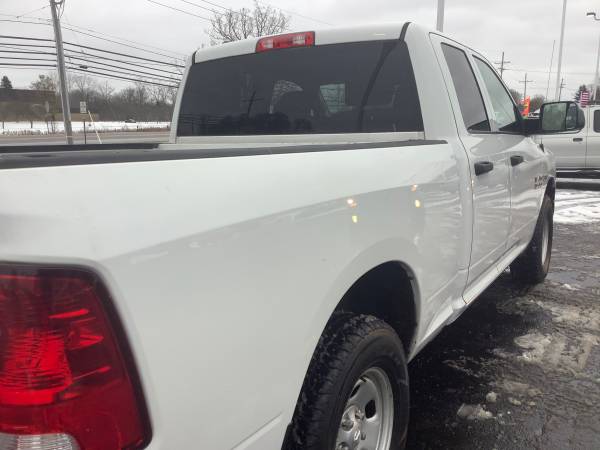 1 Owner! 2014 Ram 1500 ST! 4x4! No Accidents! - cars & trucks - by... for sale in Ortonville, OH – photo 12