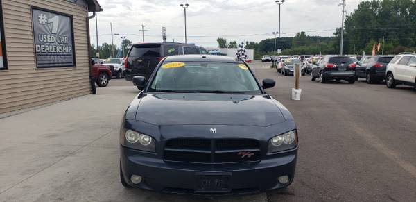 SWEET CHARGER!! 2008 Dodge Charger 4dr Sdn R/T RWD for sale in Chesaning, MI – photo 2