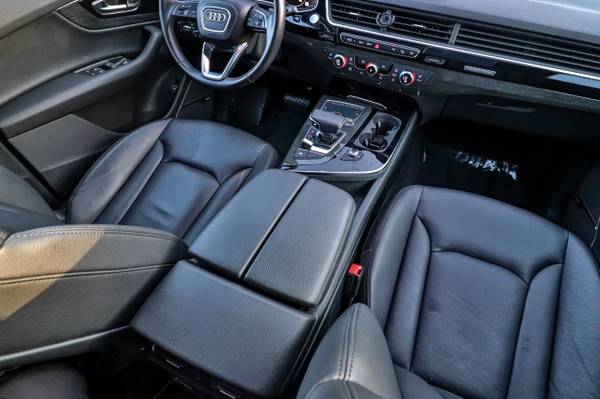 2018 *Audi* *Q7* *3.0 TFSI Premium Plus* Galaxy Blue - cars & trucks... for sale in Oak Forest, IL – photo 19