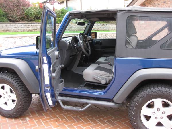 2010 Jeep Wrangler Sport 4X4 Automatic LOW MILES / CLEAN HISTORY -... for sale in Olympia, WA – photo 7