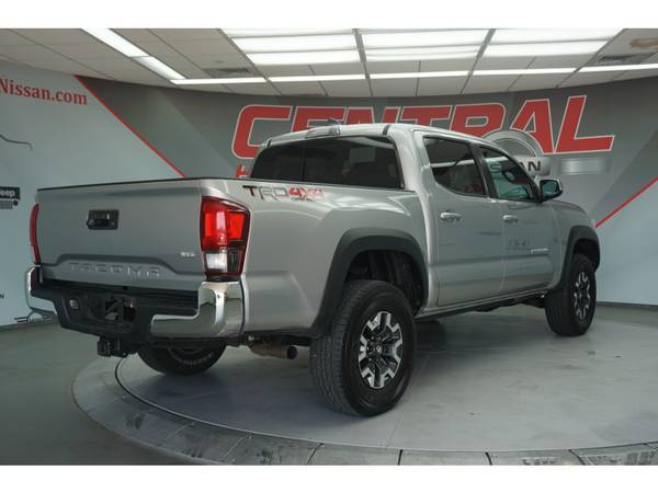 2019 Toyota Tacoma 4x4 TRD Off-Road 4dr Double Cab 5.0 ft SB 6A -... for sale in Houston, TX – photo 3