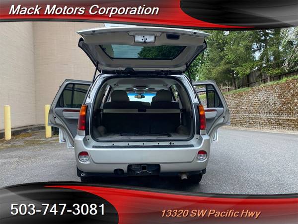 2007 GMC Envoy Denali Leather Moon Roof Tow PKG 4WD 19MPG - cars & for sale in Tigard, OR – photo 22