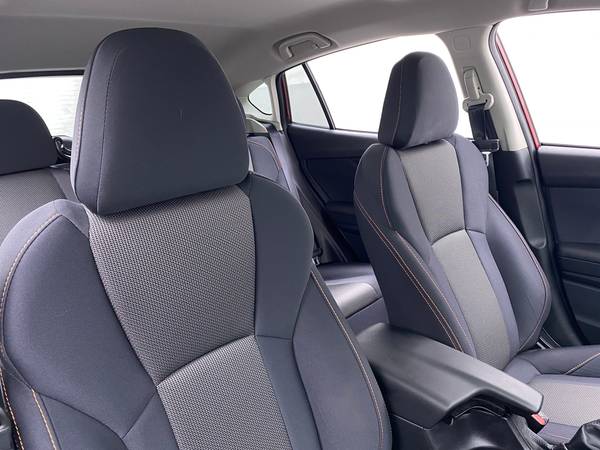 2019 Subaru Crosstrek 2.0i Premium Sport Utility 4D hatchback Red -... for sale in Valhalla, NY – photo 18