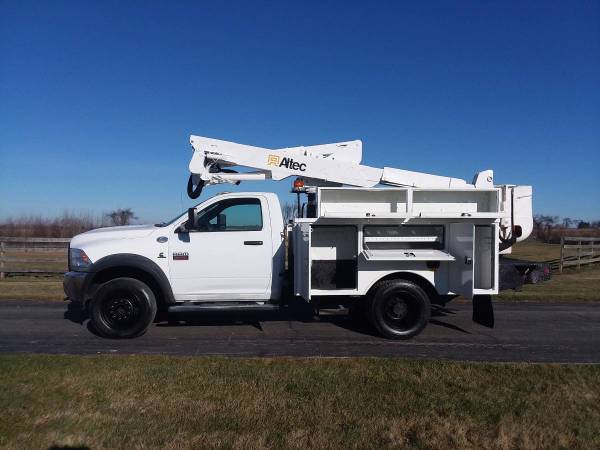 45' 2012 Dodge Ram 5500 Diesel Bucket Boom Lift Truck ALTEC AT37G -... for sale in Gilberts, WI – photo 4