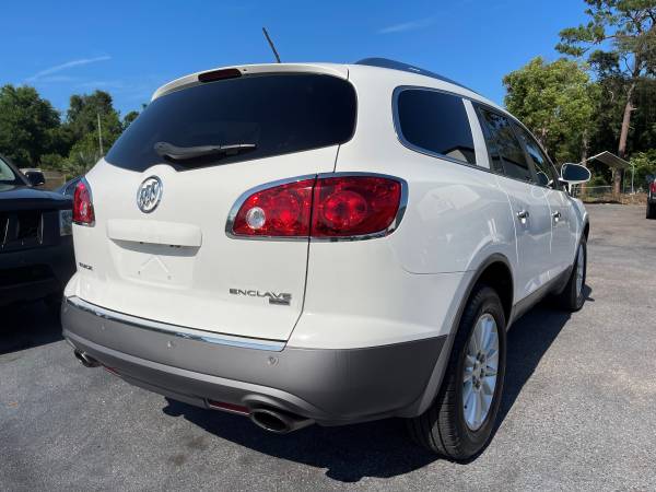 2010 Buick Enclave CXL AWD - 3rd Row - Leather - V6 - Clean! - cars for sale in Debary, FL – photo 5