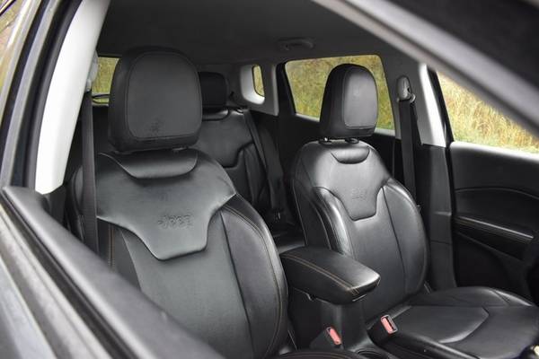 2018 Jeep Compass black for sale in Watertown, NY – photo 24