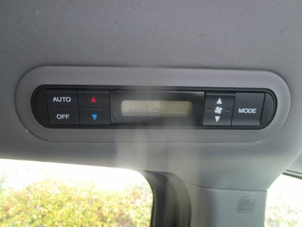 2009 Honda Odyssey - LOW MILEAGE - BRAND NEW TIRES - RECENTLY... for sale in Sacramento , CA – photo 15