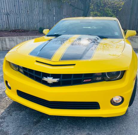 2010 CHEVY CAMARO SS SUPER LOW MILES V8 LOW PAYMENTS LIKE... for sale in Fort Wayne, IN – photo 2