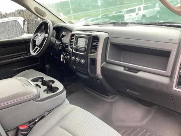 2014 Ram 1500 4x4 4WD Truck Dodge Quad Cab 140 5 Express Crew Cab for sale in Vancouver, OR – photo 16