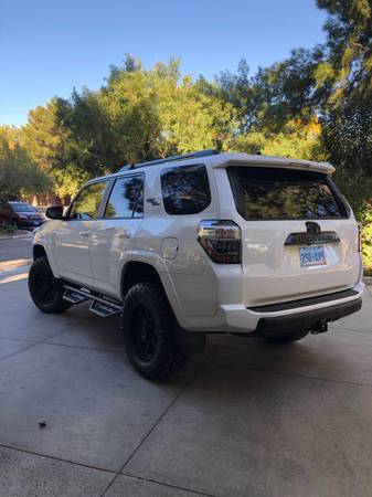 *MINT CONIDITION 2020 TOYOTA 4RUNNER PLUS ADD-ONS** - cars & trucks... for sale in Las Vegas, NV – photo 5