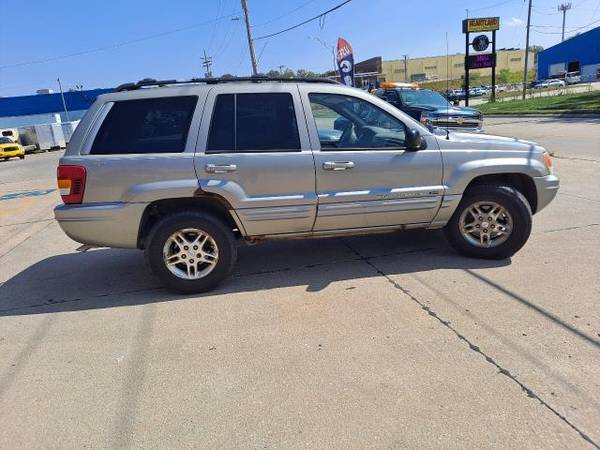 2000 Jeep Grand Cherokee Limited 4WD - cars & trucks - by dealer -... for sale in Omaha, NE – photo 4