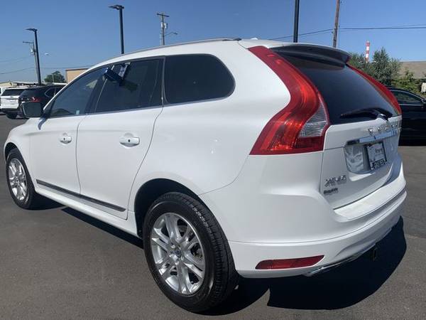 2015 Volvo XC60 - Financing Available! - cars & trucks - by dealer -... for sale in Brooks, OR – photo 4