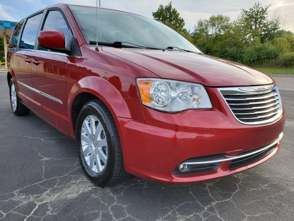 2014 Chrysler Town & Country Touring for sale in Richmond, OH – photo 7