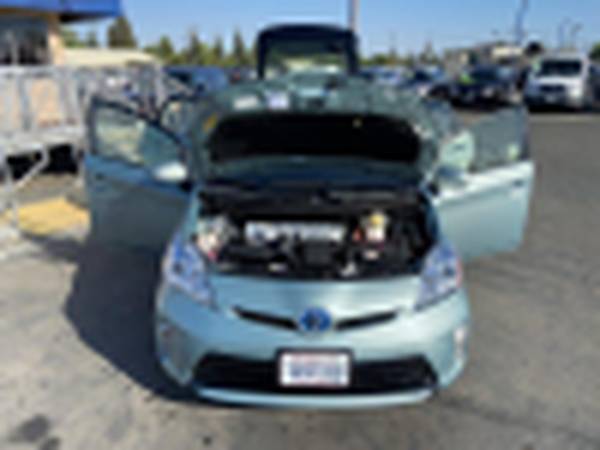 2015 Toyota Prius **all power***one owner**LOW MILES*** BAD CREDIT -... for sale in Sacramento , CA – photo 18