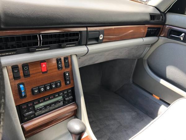 LOWERED PRICE Classic 1988 Mercedes-Benz 300SE from $7999 to - cars... for sale in Clovis, CA – photo 5