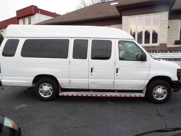 2011 Ford Econoline E-250 Extended - cars & trucks - by dealer -... for sale in Wyncote, DE – photo 6