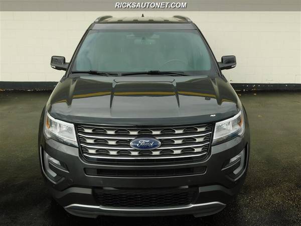 2017 Ford Explorer 4x4 V6 Leather Navigation - cars & trucks - by... for sale in Cedar Rapids, IA – photo 3