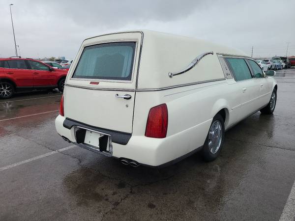 2005 Cadillac Funeral Hearse OVAL Window for sale in Daly City, CA – photo 15