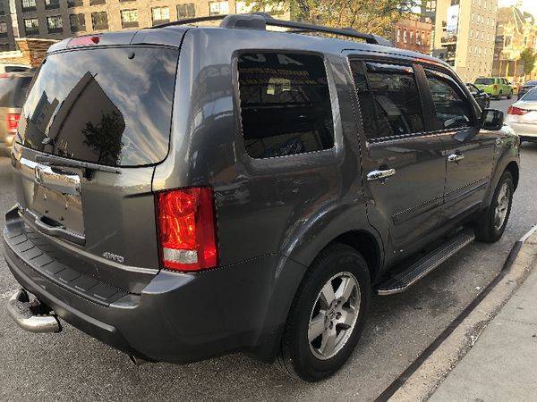2011 Honda Pilot EX-L 4WD 5-Spd AT with Navigation - EVERYONES... for sale in Brooklyn, NY – photo 9