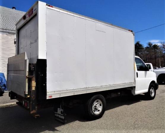 2016 Chevy Chevrolet Express 3500 Box Cargo Van Tommy Power Lift for sale in Hampton Falls, NH – photo 4