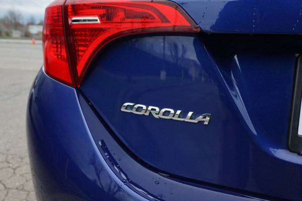 2018 Toyota Corolla - - by dealer - vehicle automotive for sale in Tacoma, WA – photo 9