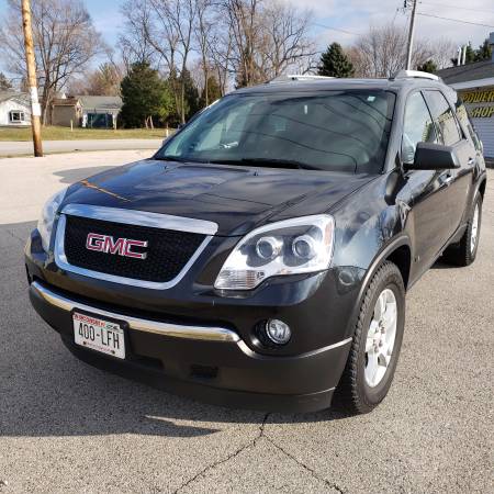 Beautiful 2010 GMC Acadia AWD - cars & trucks - by owner - vehicle... for sale in Fond Du Lac, WI – photo 2