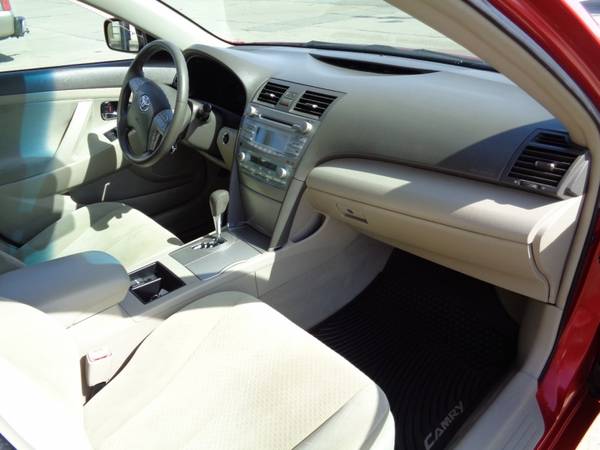 2007 Toyota Camry Hybrid 4dr Sdn 1-Owner 135kmiles Good Tires! for sale in Marion, IA – photo 12