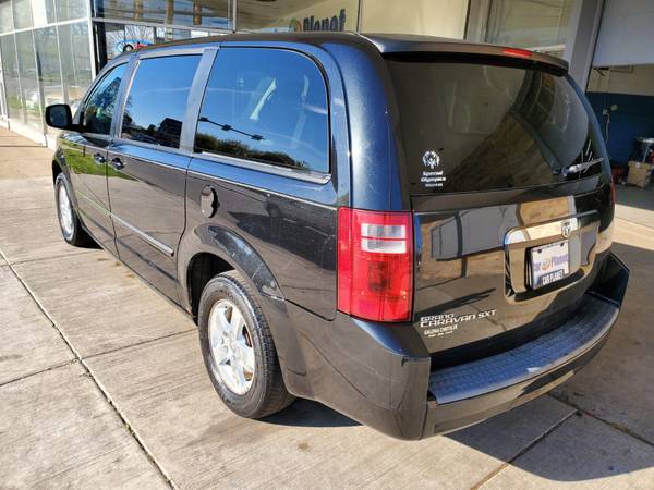 2008 DODGE GRAND CARAVAN - - by dealer - vehicle for sale in MILWAUKEE WI 53209, WI – photo 6