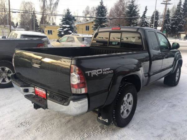 2014 Toyota Tacoma 4x4 - cars & trucks - by dealer - vehicle... for sale in Anchorage, AK – photo 5