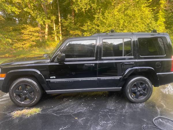 2006 Jeep Commander - cars & trucks - by owner - vehicle automotive... for sale in Chestertown, MD – photo 2