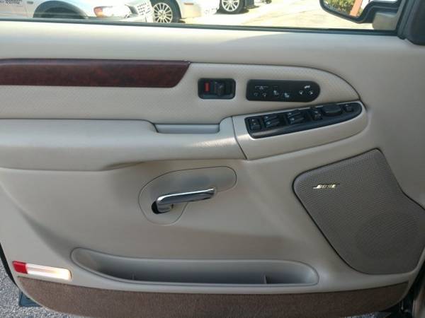 2005 Cadillac Escalade Base for sale in Greenfield, WI – photo 5